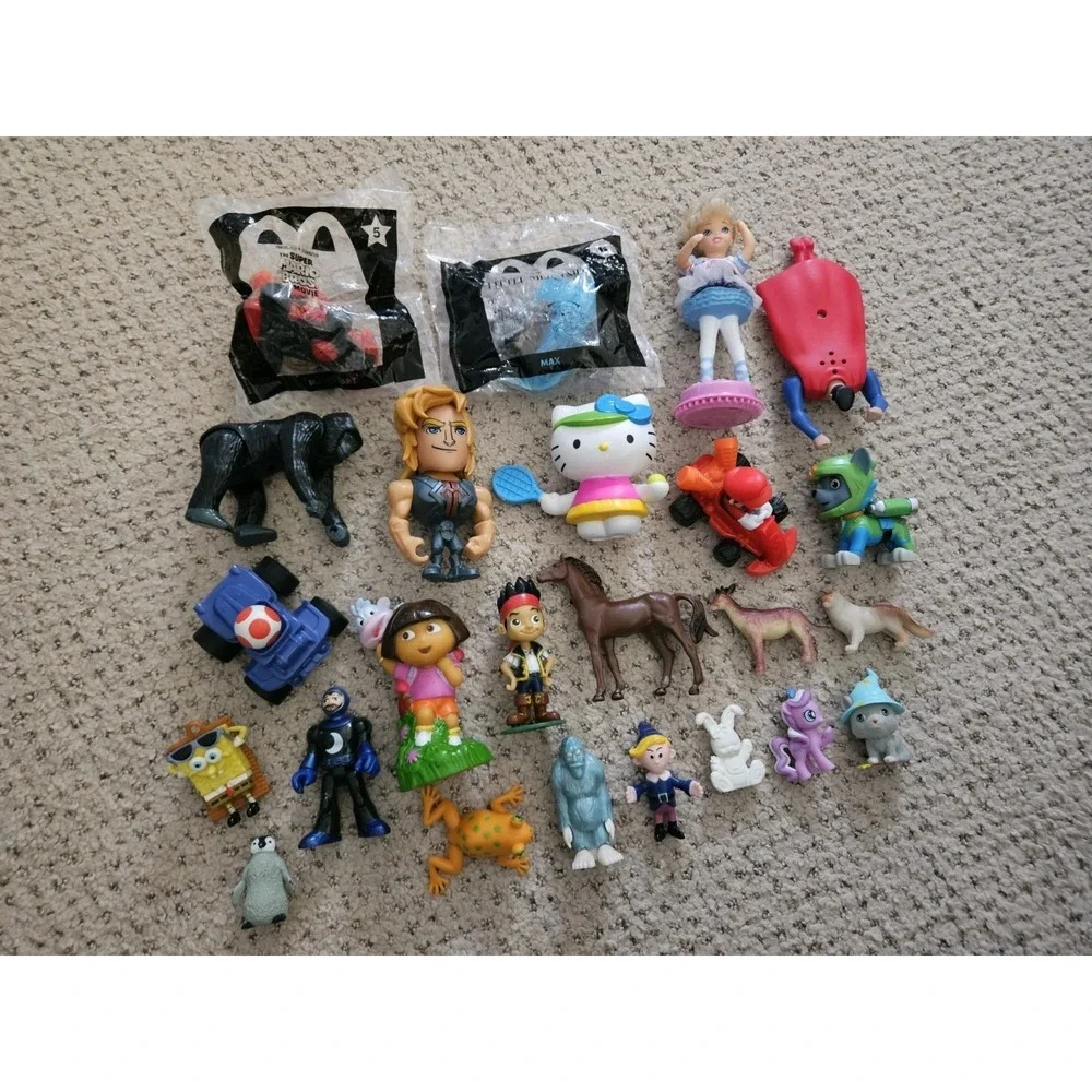 Miscellaneous Kids Toy Lot Figure‎ Items Lot Of 24 Items